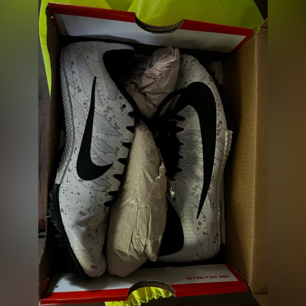 Women’s Nike Zoom Rival S 9